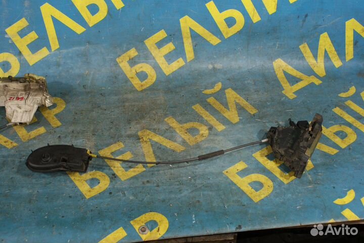 Замок передней правой двери Ford Focus 1