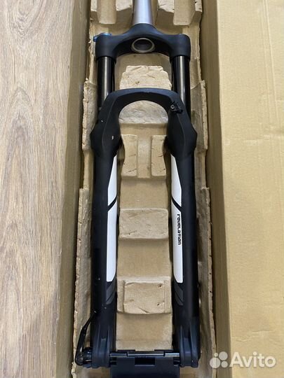 Вилка RockShox Revelation 29 130 (не буст)