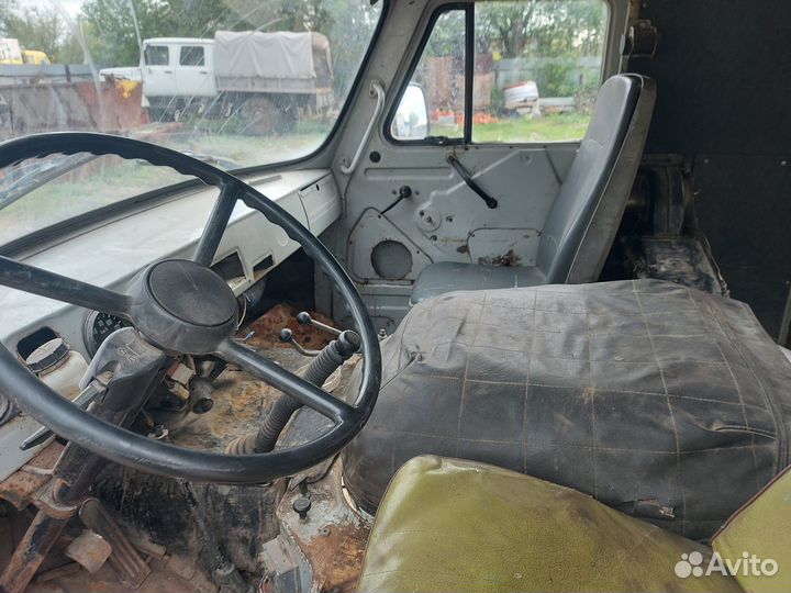 УАЗ 3962 буханка