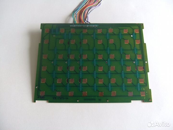 Электрическая плата и блок для размещения кнопок