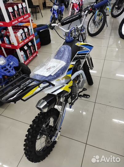 Racer RC-CRF125 start pitbike