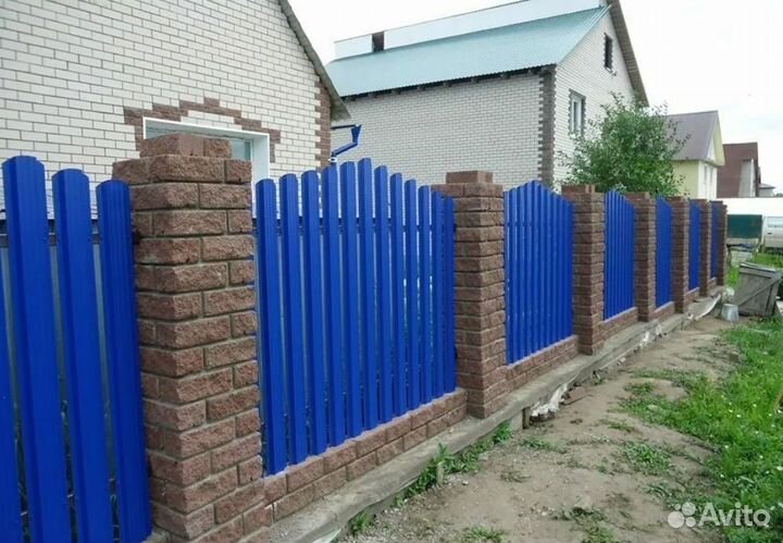Забор из евроштакетника ,ворота, калитки качествен