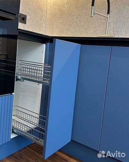 Кухня в стиле хай тек