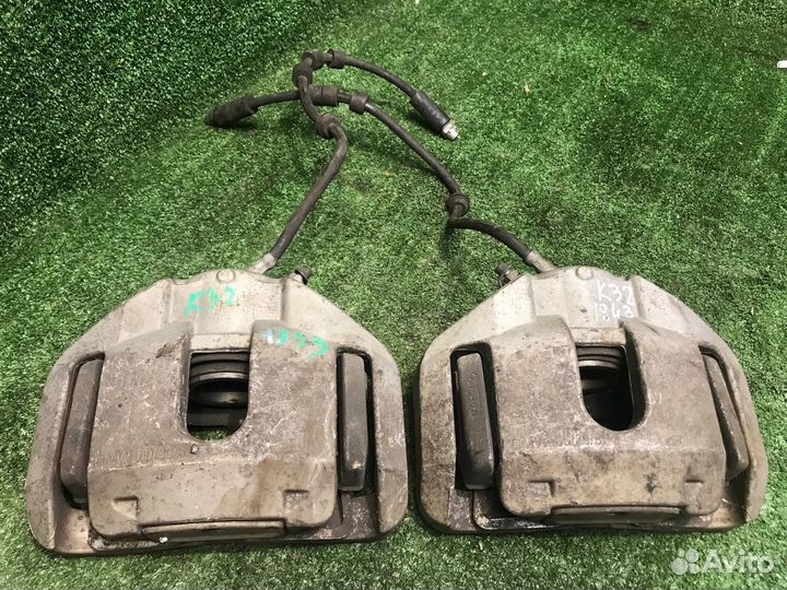 Суппорта передняя Bmw 5-Series E60 E60 N52B30 2007