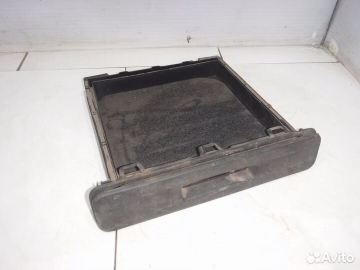 Бардачок Renault Scenic 3