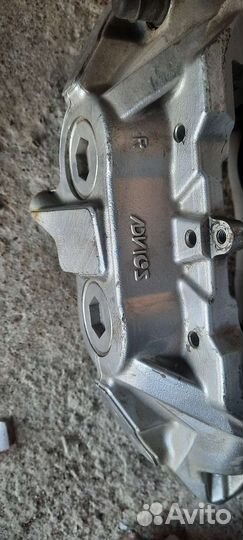 4х поршневой суппорт AMG