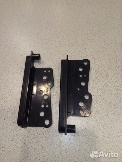 Заглушки для 2 DIN магнитолы Toyota Funcargo