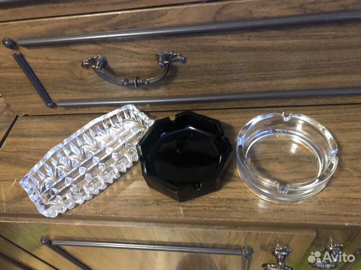 Пепельницы, ножницы для сигар, гильотина для сигар