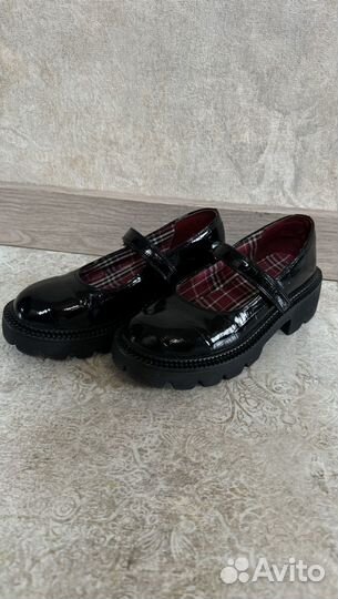 Туфли лаковые для девочки мери джейн
