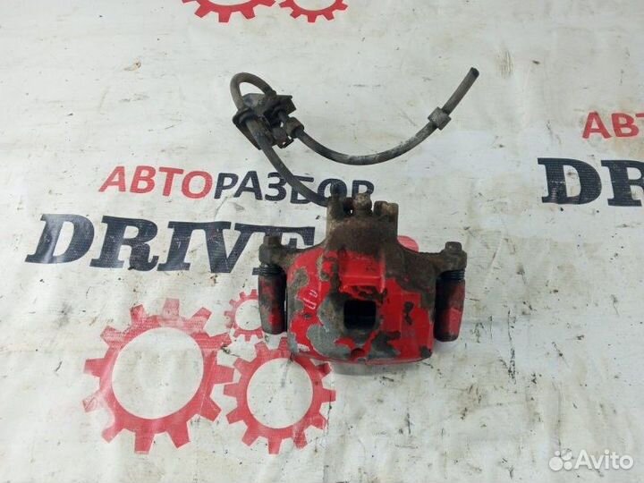 Суппорт передний правый Mitsubishi Lancer 10 седан