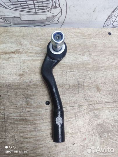 Рулевой наконечник левый мерседес w204