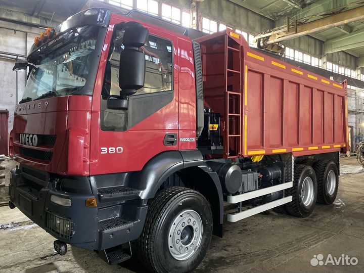 IVECO Trakker AD380T38, 2011