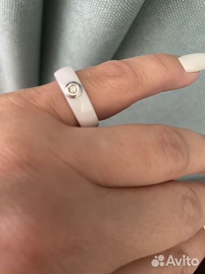 Колечко с брильянтиком