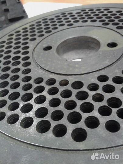 Матрица гранулятора плоская