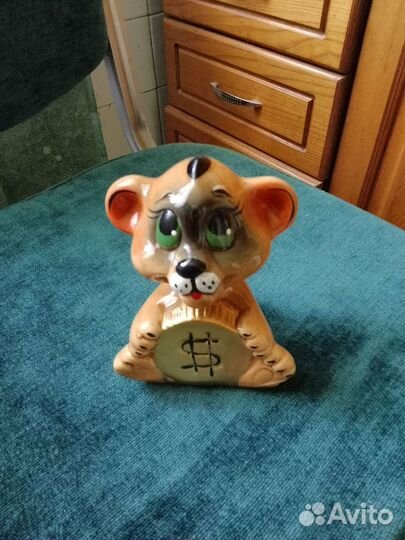 Копилка львёнок