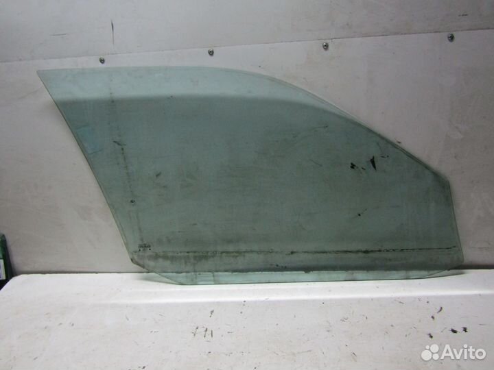 Стекло двери передней Лев. Сеат Cordoba 2000г 1.9л