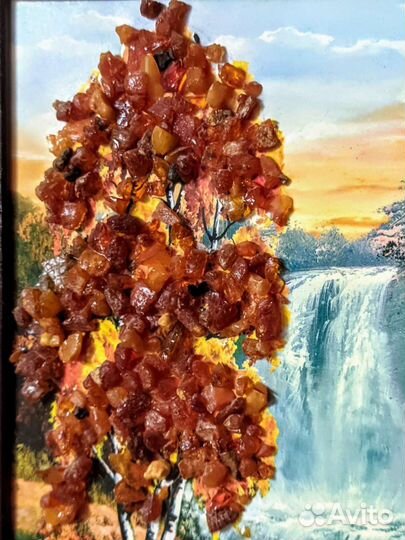 Картина с камнями