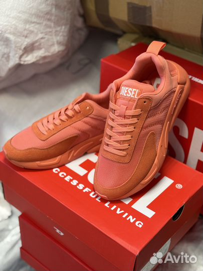 Стильные женские кроссовки diesel S-serena LOW W