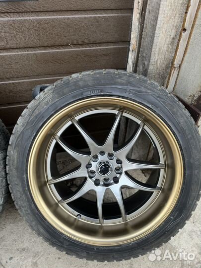 Dunlop Winter Maxx WM01 255/45 R18 99