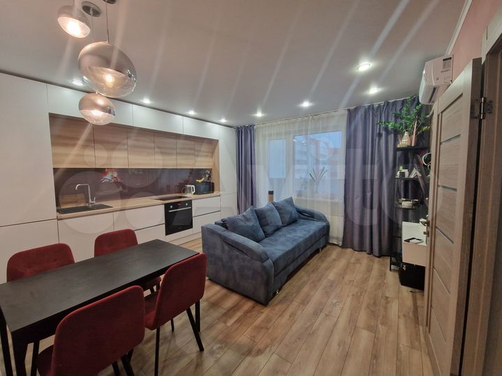 2-к. квартира, 40,6 м², 7/10 эт.