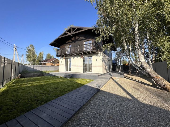 Дом 128 м² на участке 6 сот.