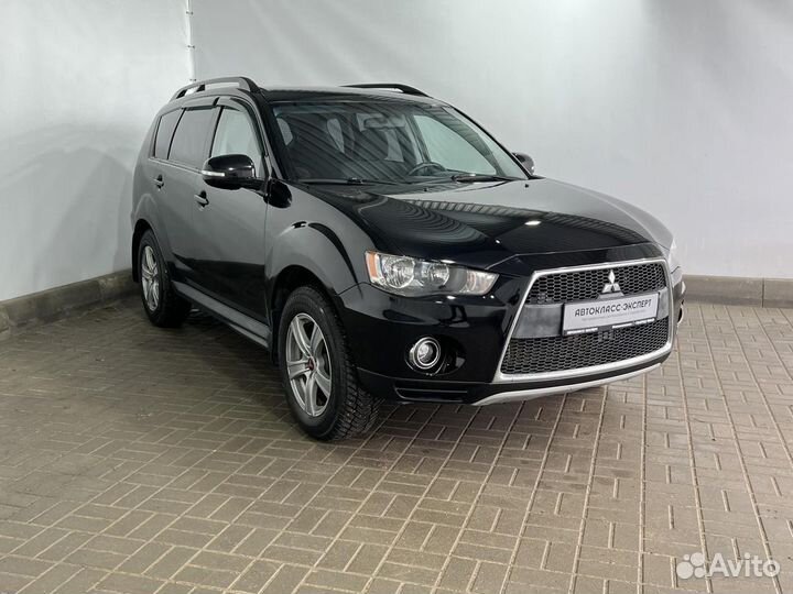 Mitsubishi Outlander 2.0 CVT, 2010, 200 601 км