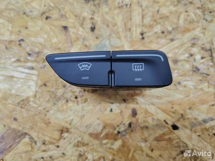 Кнопки обогрева Стекла Ford Focus 3