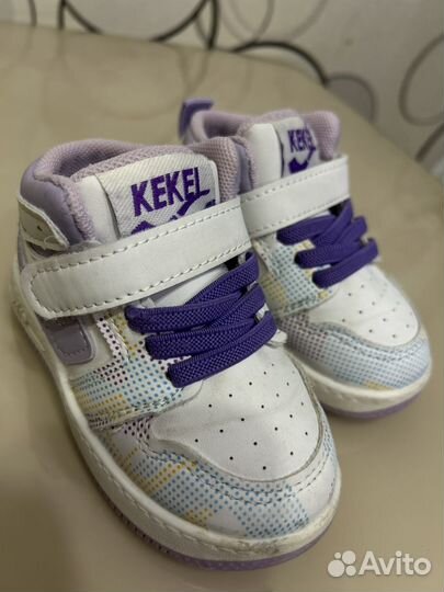 Кроссовки детские