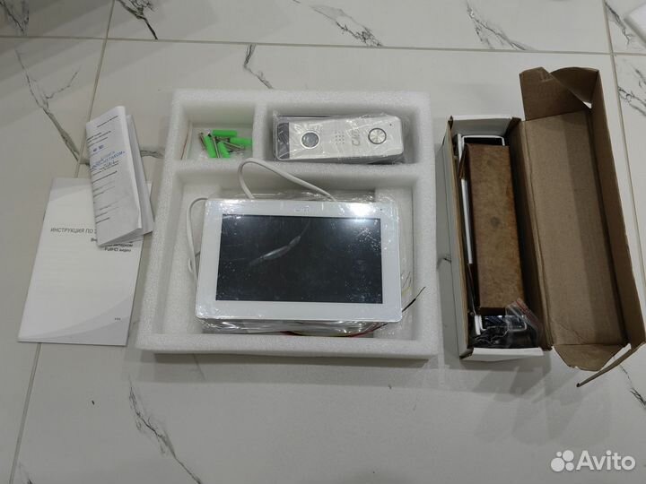 Комплект для установки видеодомофона