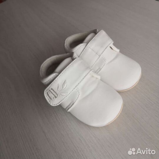 Кроссовки для малыша