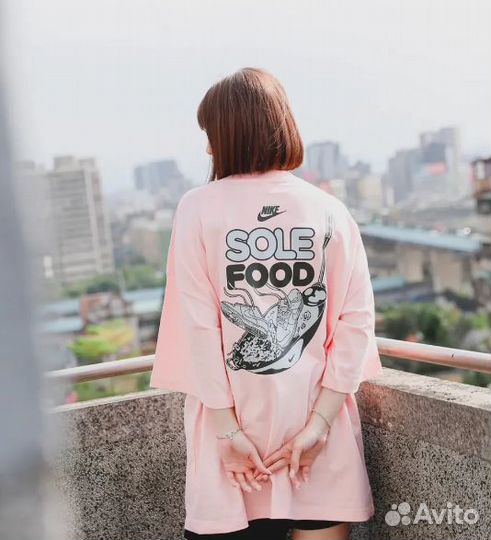 Футболка Nike Sportswear Oversize Tee Sole Food