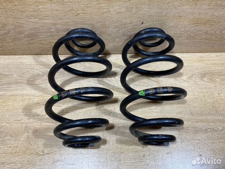 Комплект задних пружин Volkswagen Passat B5
