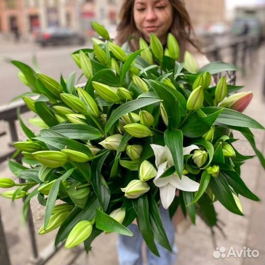 Букет из лилий