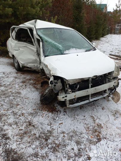 Запчасти на toyota platz 1 sz-fe