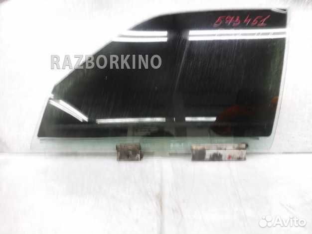 Стекло передней левой двери