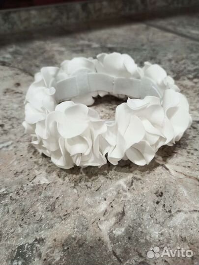 Бант-резинка на пучок