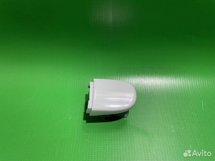 Накладка ручки VW Polo sed Fabia 2 Tiguan 1