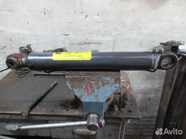 Цилиндр подъема кабины Scania 4 series