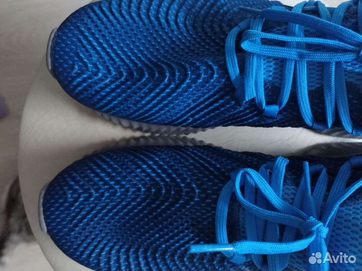 Кроссовки adidas