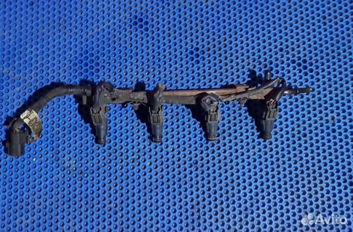 Топливная рампа kia sephia