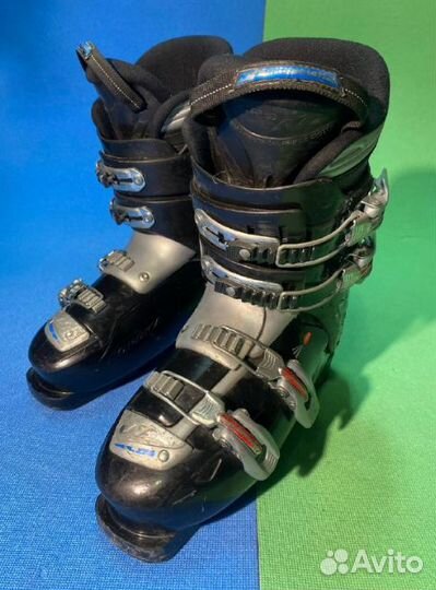 Ботинки для горных лыж