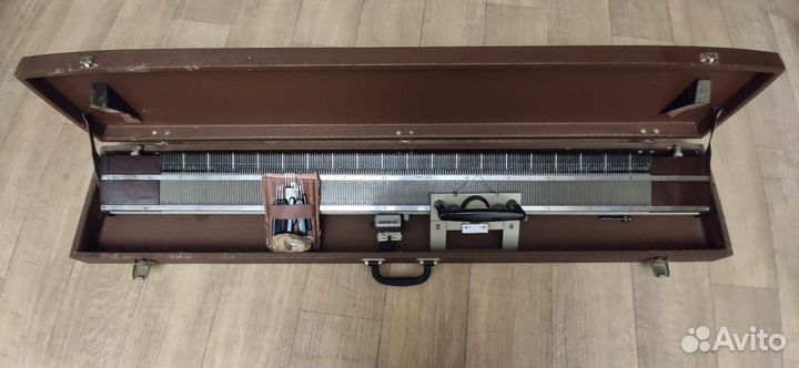 Ручная вязальная машинка Нева 1