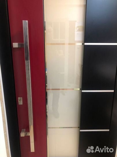 Элитная входная дверь в дом