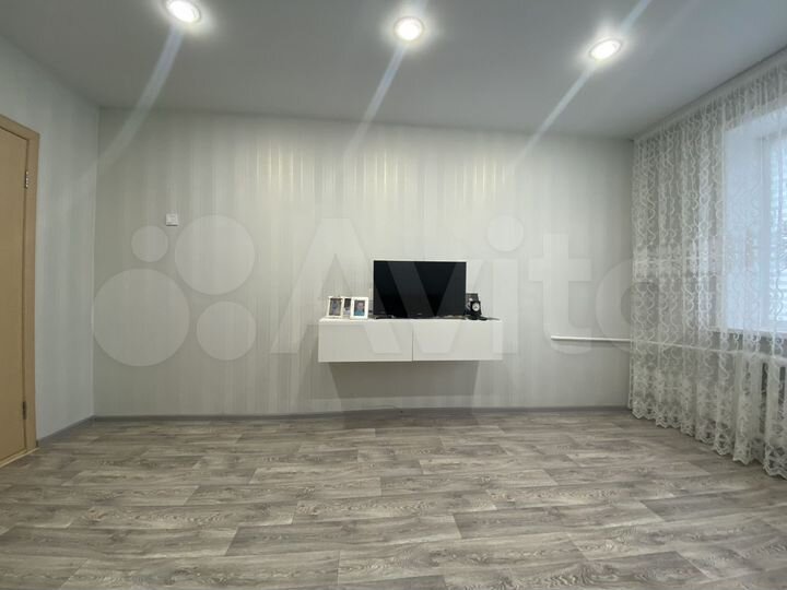 3-к. квартира, 64 м², 9/9 эт.