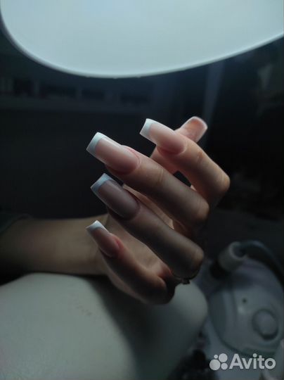 Мастер маникюра и педикюра