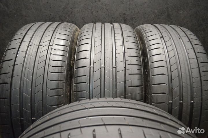 Pirelli P Zero PZ4 245/45 R19 102Y