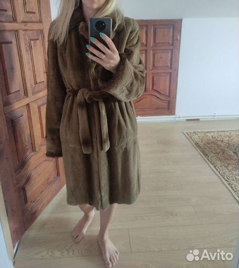 Шуба из бобрика