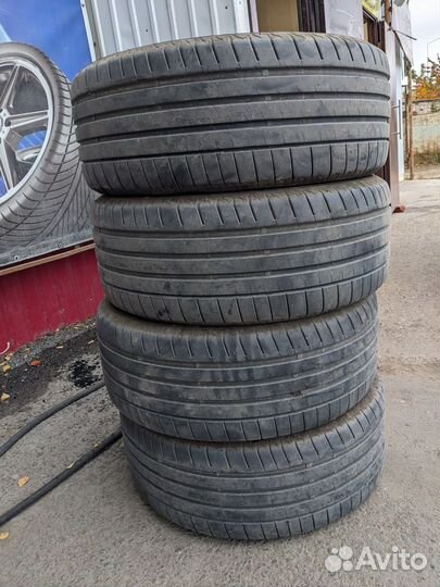 Bridgestone Potenza Sport 235/50 R18