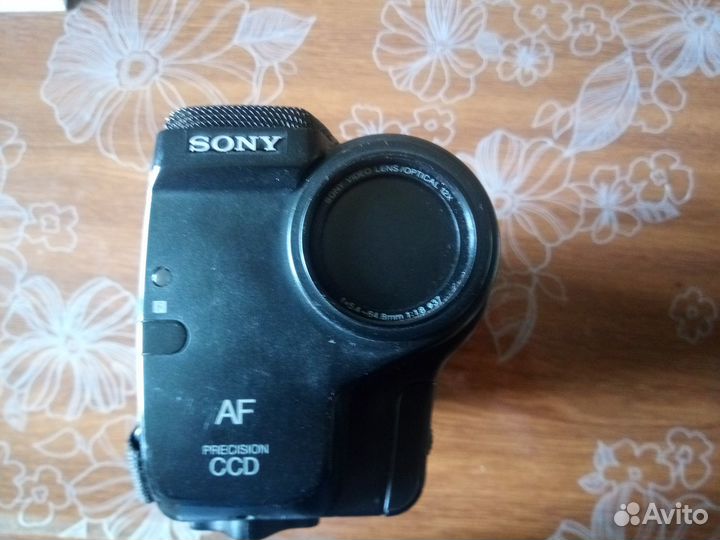 Видеокамера sony