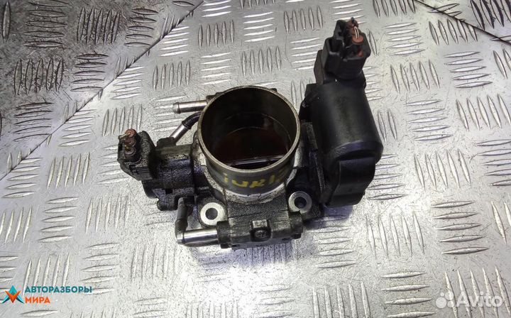 Заслонка дроссельная Toyota Auris 2008